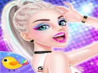 Fashion Celebrity & Dress Up Game image